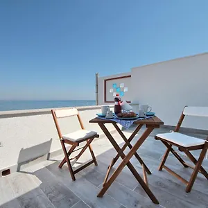 Amareilmare1 , Marzamemi Italien